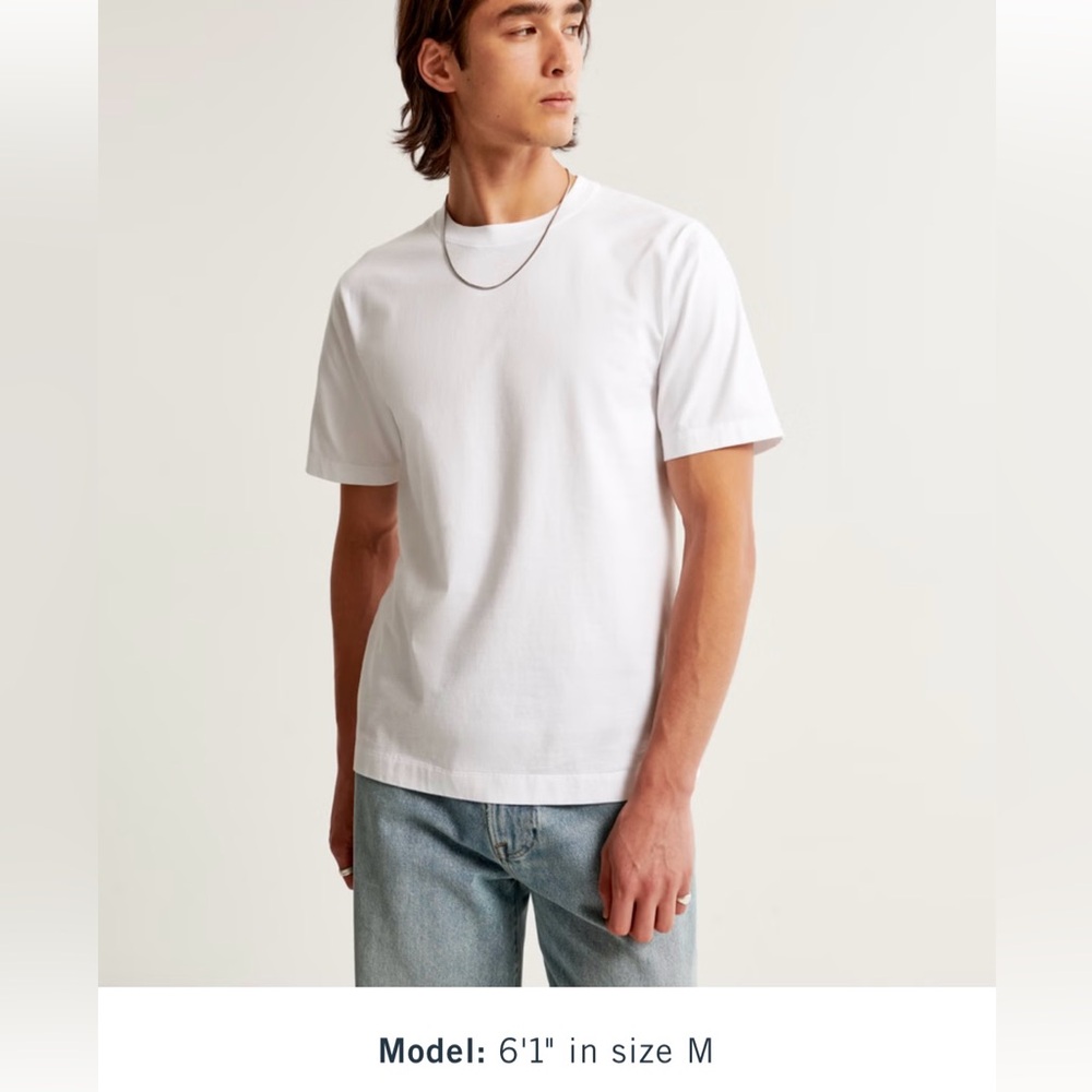 Abercrombie & Fitch white classic polished tee